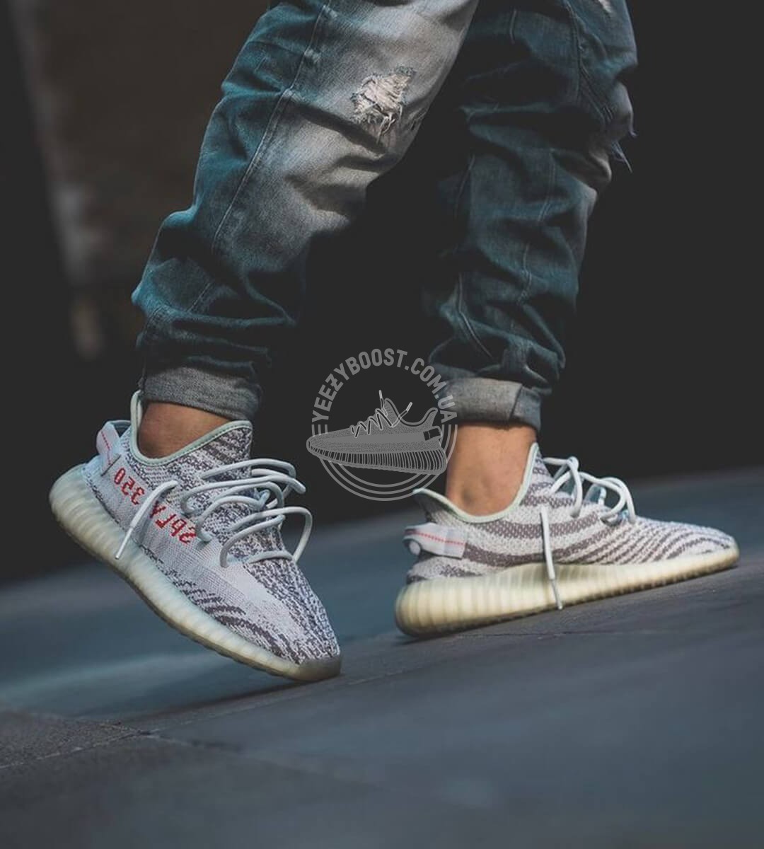 Кроссовки Adidas Yeezy Boost 350 V2 Blue Tint - B37571
