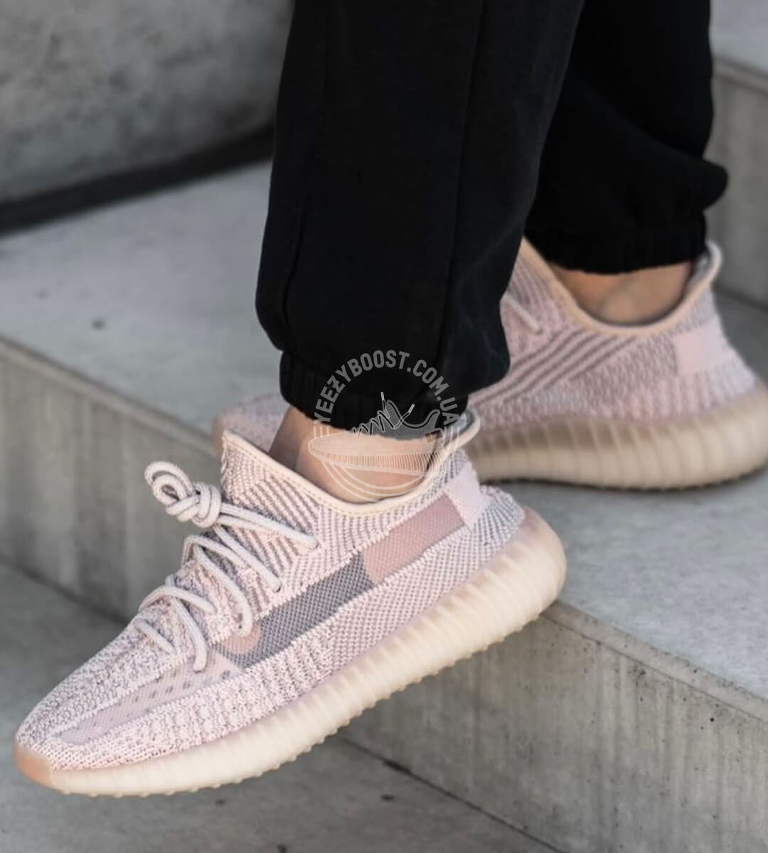 靴 adidas YEEZY BOOST 350 V2 SYNTH Купить Adidas Yeezy Boost 350 V2 