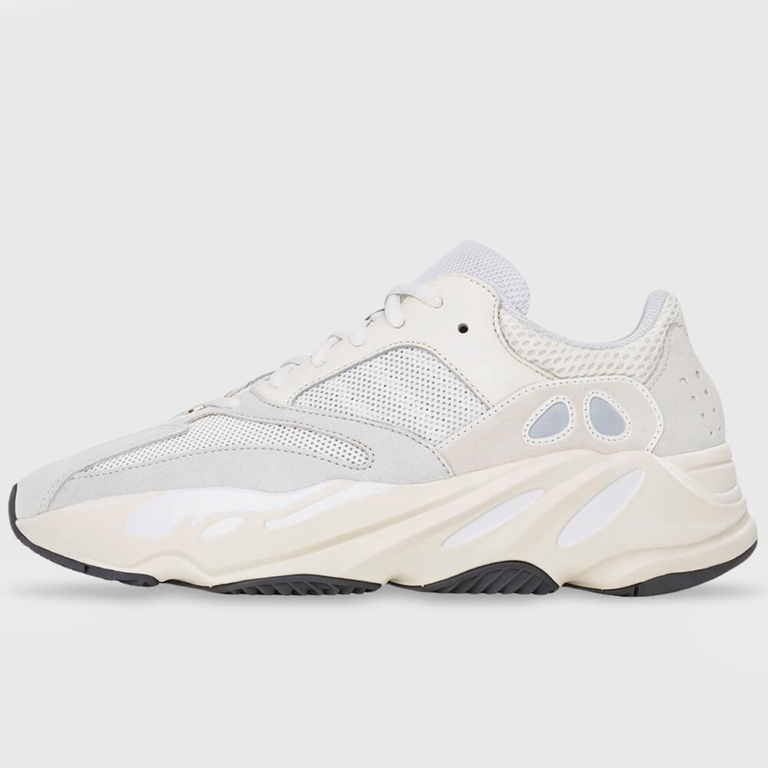 Yeezy 700 adidas store bianche e bordeaux