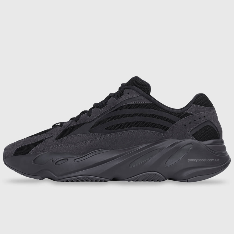 Yeezy on sale 700 euro